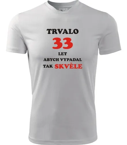 Bílé tričko trvalo 33 let