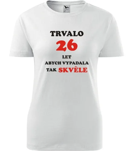Bílé dámské tričko trvalo 26 let