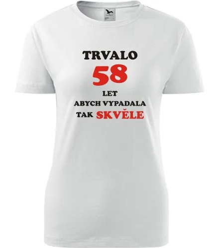 Bílé dámské tričko trvalo 58 let